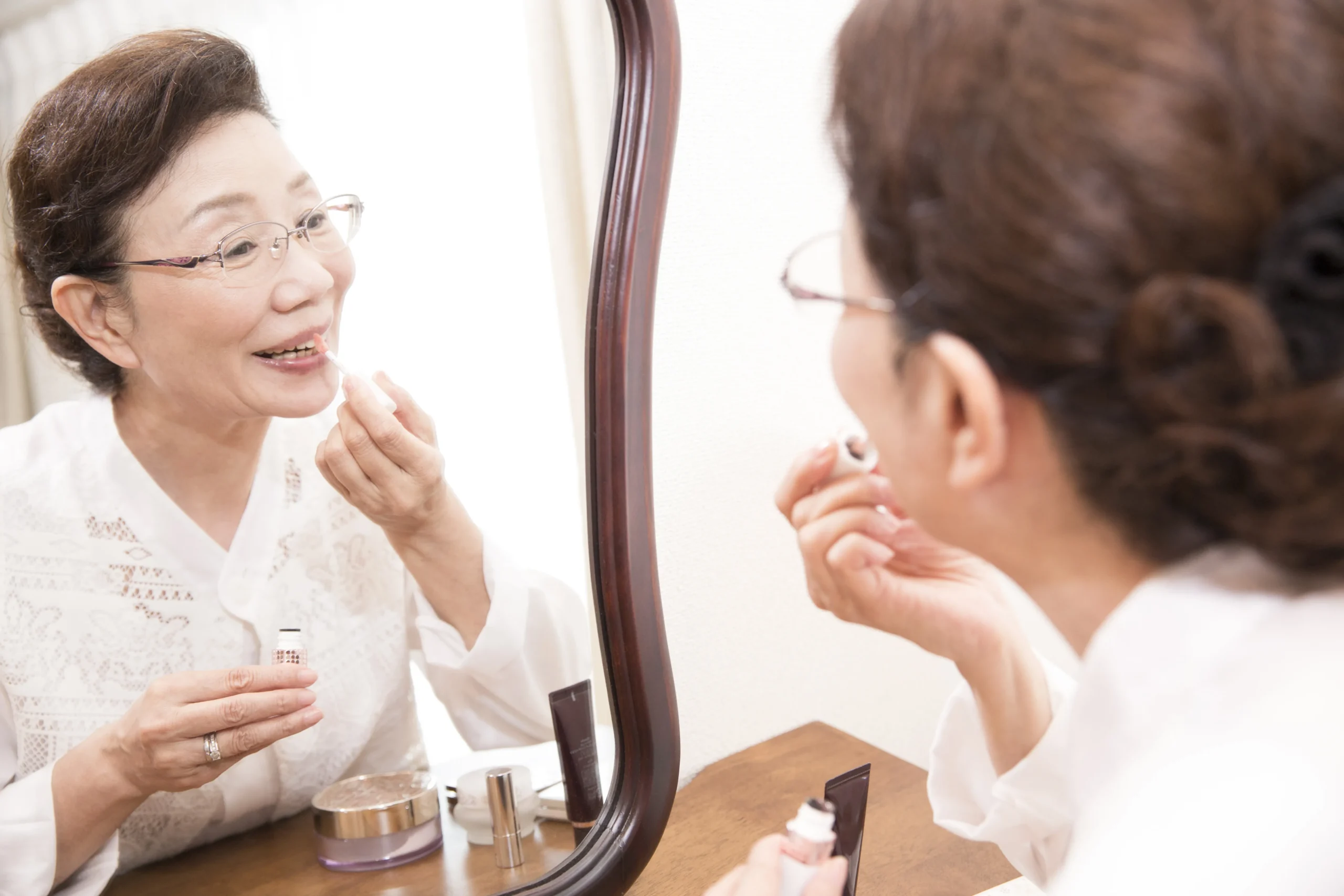 노후 의료비 부담을 높이는 생활 태도 4가지