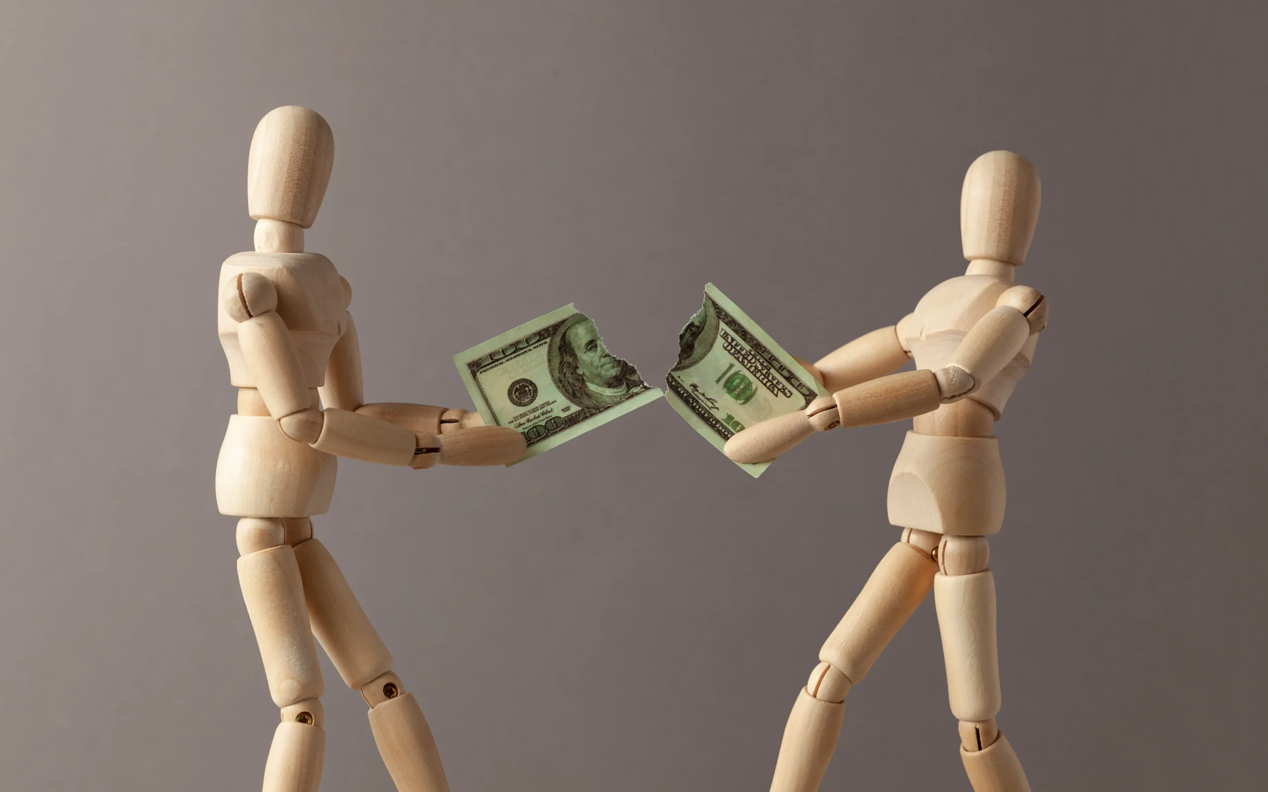 경제적 손해를 반복하게 만드는 관계 패턴 4가지